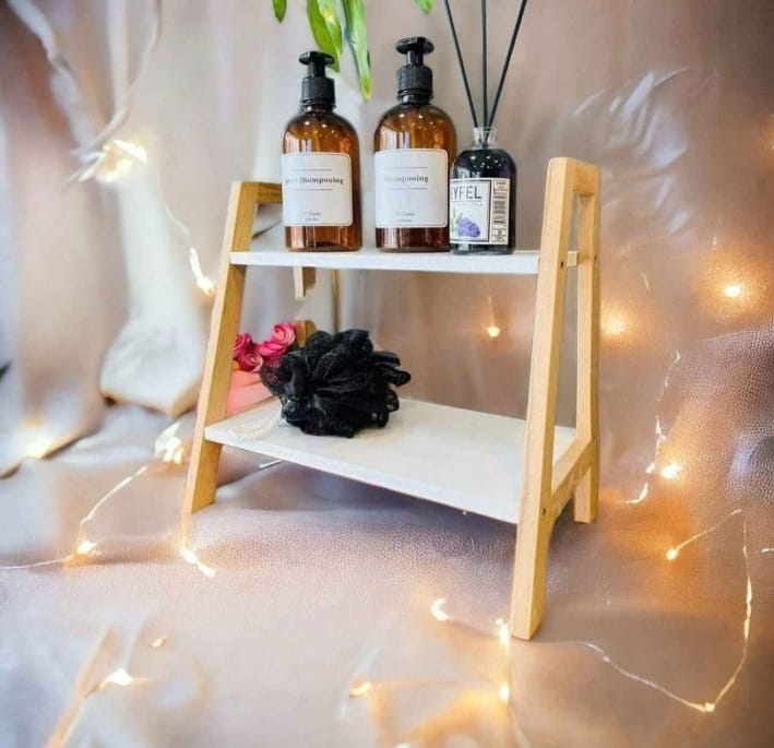 Étagère de Rangement en Bois – 2 Niveaux Pratiques رف تخزين خشبي – مستويان عمليان