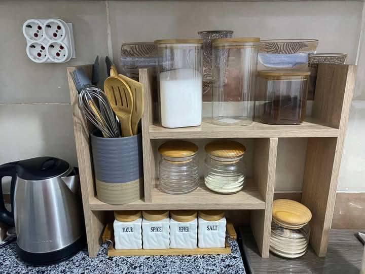 Étagère de Cuisine – Rangement pour Sel, Sucre et Épices رف مطبخ – تخزين للملح، السكر والتوابل
